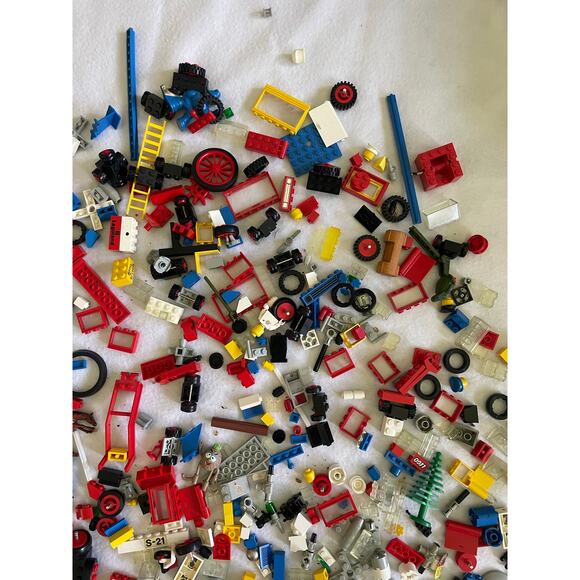 Lot of Legos Original Structors Ship Wheels Boat Lego Characters - Picture 9 of 16